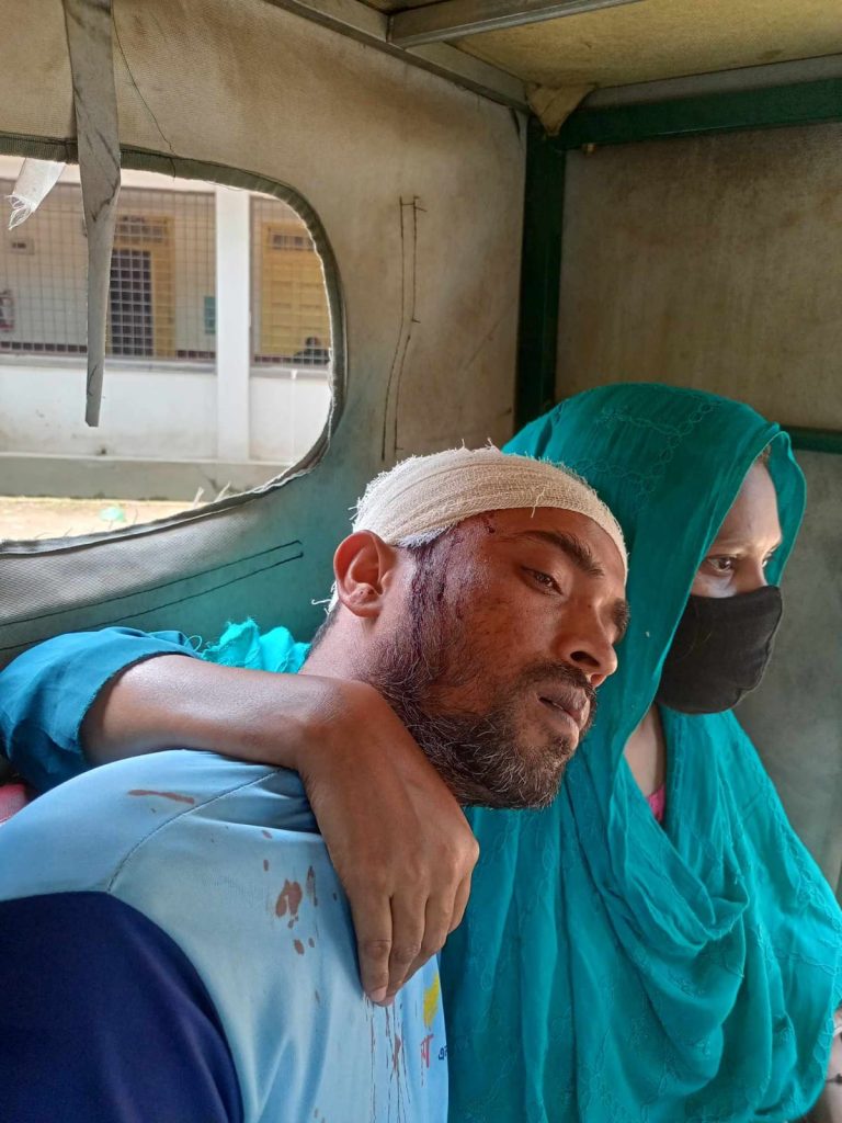 ঈশ্বরগঞ্জে জমিসংক্রান্ত বিরোধের জেরে কুপিয়ে জখম